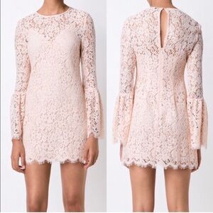 NWOT Rachel Zoe Bell Sleeve Lace Mini Sheath Dress in blush pink. SZ 10